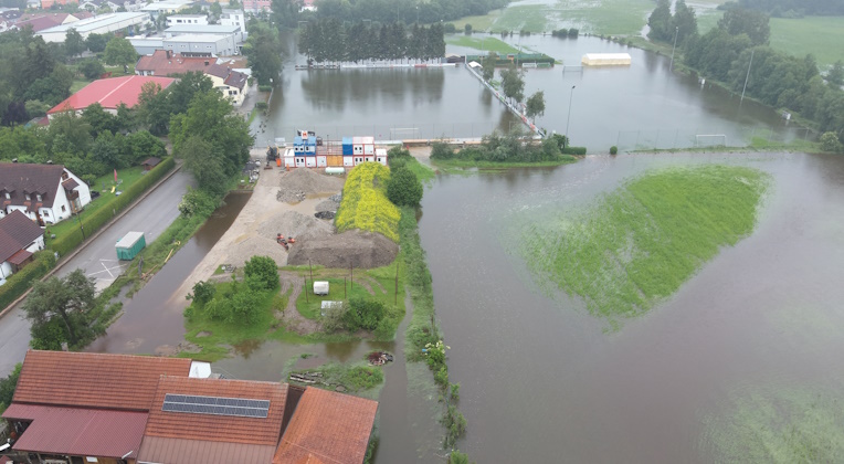 Hochwasser Sportplatz SV Günding